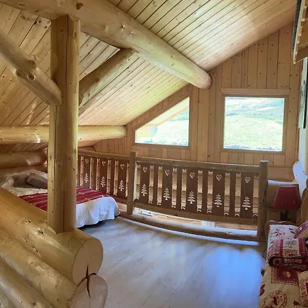 Chalet En Rondins